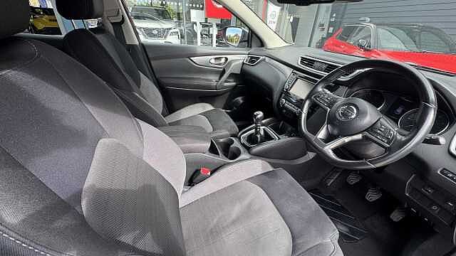 Nissan Qashqai 1.5 dCi N-Connecta 5dr