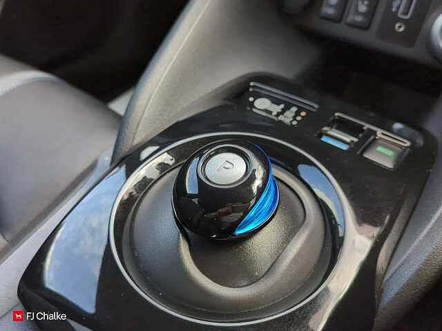Nissan LEAF 40kWh Tekna Auto 5dr