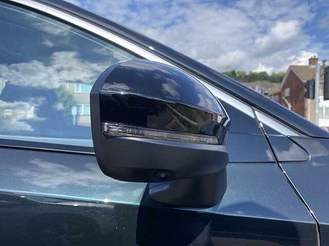 Nissan ARIYA 160kW Advance 63kWh 22kWCh [Bose Tech Pack]