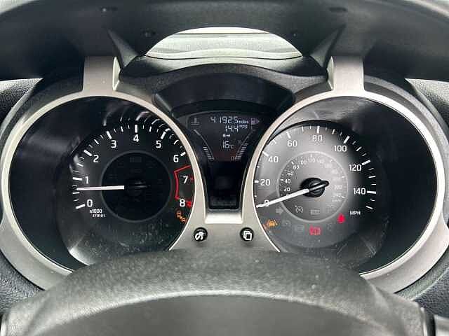 Nissan Juke 1.6 Tekna SUV 5dr Petrol Manual Euro 6 (112 ps)