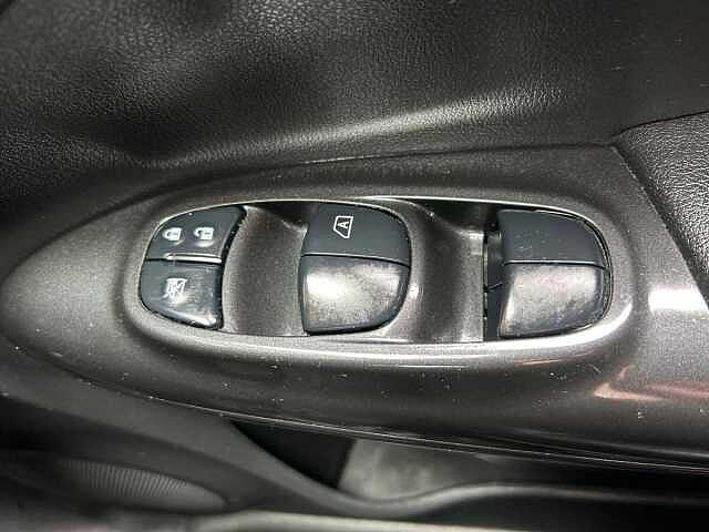 Nissan Juke 1.6 Tekna SUV 5dr Petrol Manual Euro 6 (112 ps)