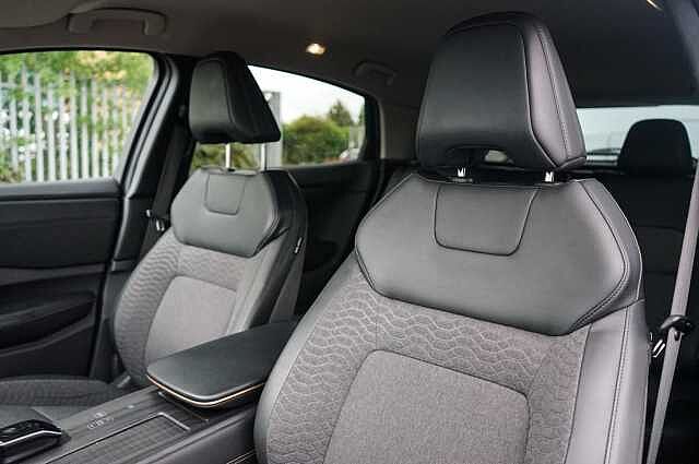 Nissan ARIYA 63kWh Advance SUV 5dr Electric Auto 7.4kW Charger (217 ps)