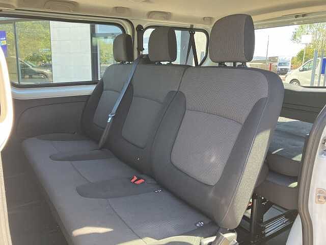 Nissan Primastar 2.0 dCi 110ps H1 Tekna Van