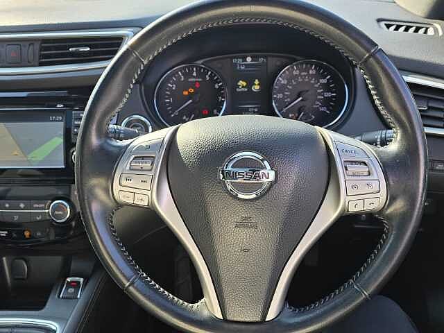 Nissan Qashqai 1.2 DiG-T N-Vision 5dr