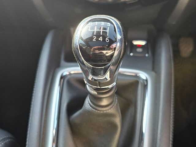 Nissan Qashqai 1.2 DiG-T N-Vision 5dr