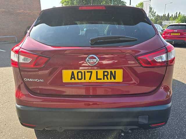 Nissan Qashqai 1.2 DiG-T N-Vision 5dr