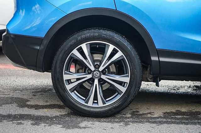 Nissan Qashqai 1.2 DIG-T N-Connecta SUV 5dr Petrol Manual Euro 6 (s/s) (115 ps)