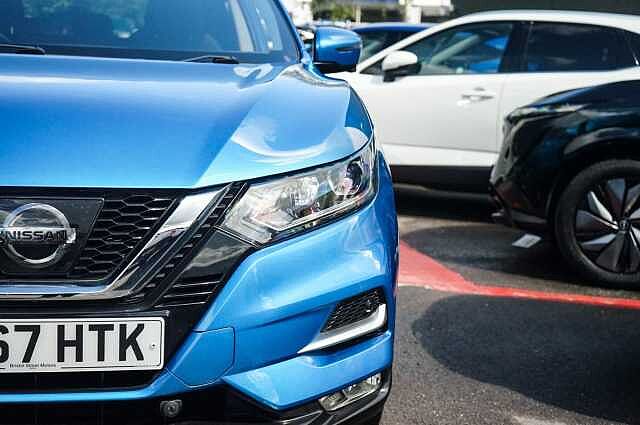 Nissan Qashqai 1.2 DIG-T N-Connecta SUV 5dr Petrol Manual Euro 6 (s/s) (115 ps)