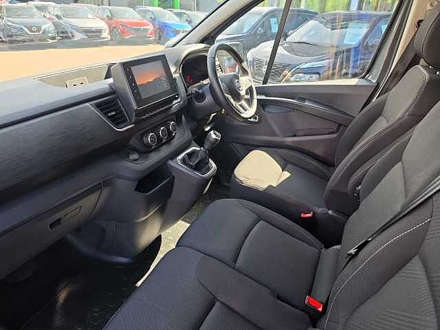 Nissan Primastar 2.0 dCi 130ps H1 Tekna Van