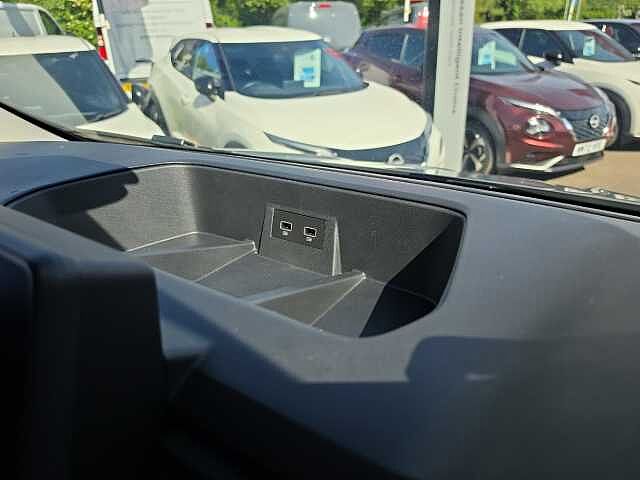 Nissan Primastar 2.0 dCi 130ps H1 Tekna Van