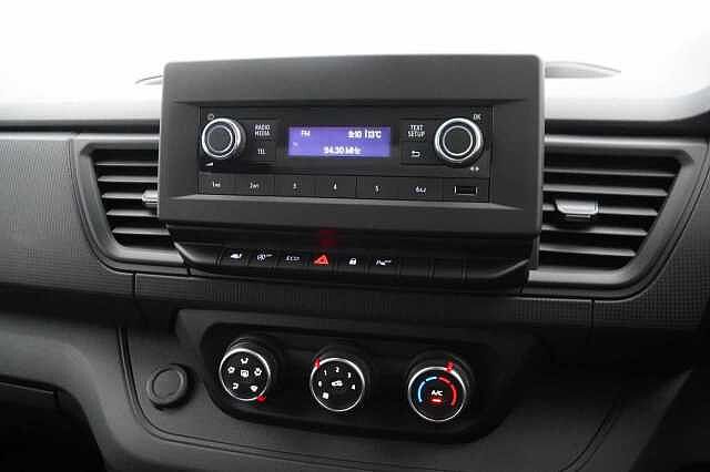 Nissan Primastar 2.0 dCi 110 Acenta L1 H1 2.8T Panel Van