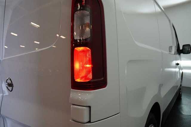 Nissan Primastar 2.0 dCi 110 Acenta L1 H1 2.8T Panel Van