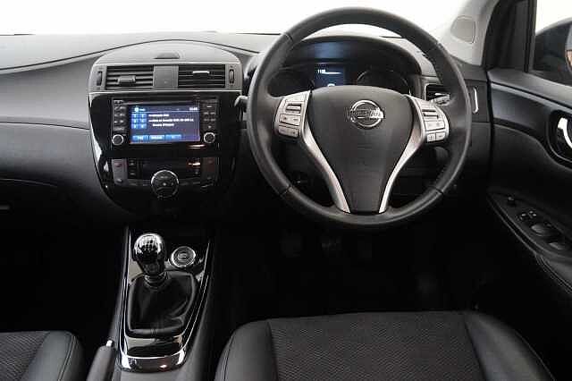 Nissan Pulsar 1.2 DIG-T 115 N-Connecta with Sat Nav and Rear Camera