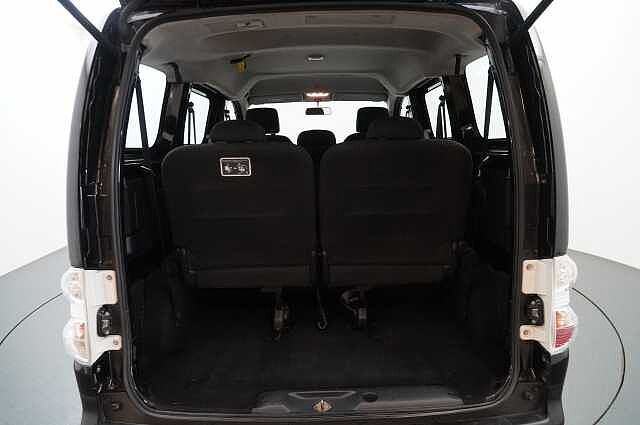 Nissan e-NV200 Combi 40KW Visia Auto with 7 Seats and Heat Pack Upgrade