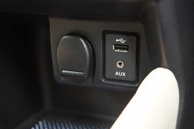 Nissan Micra 0.9 IG-T 90 N-Connecta with Sat Nav and Vibrant Chrome Exterior Pack
