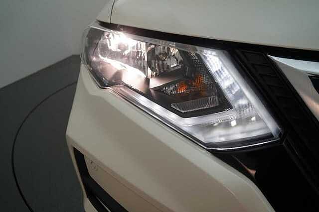 Nissan X-Trail 1.7 dCi 150 2WD Acenta Premium with 5 Seats and Panoramic Sunroof