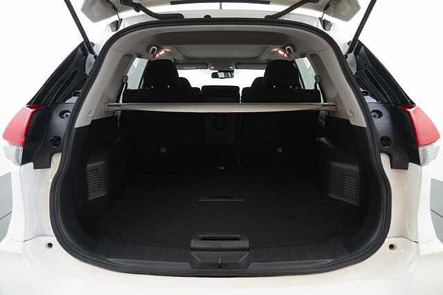 Nissan X-Trail 1.7 dCi 150 2WD Acenta Premium with 5 Seats and Panoramic Sunroof