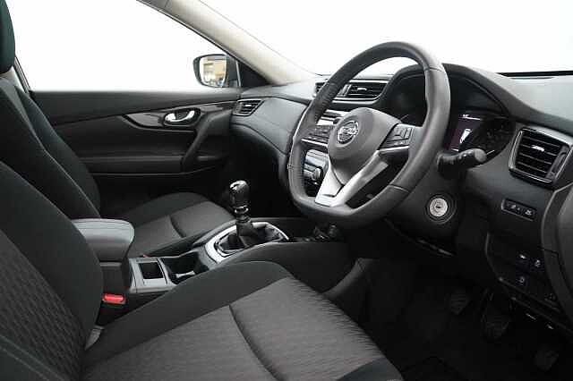Nissan X-Trail 1.7 dCi 150 2WD Acenta Premium with 5 Seats and Panoramic Sunroof