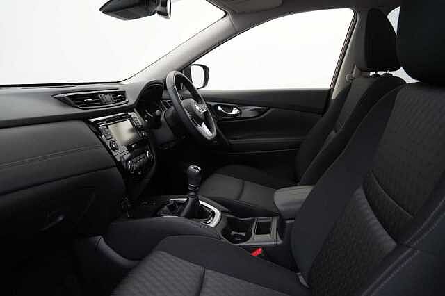 Nissan X-Trail 1.7 dCi 150 2WD Acenta Premium with 5 Seats and Panoramic Sunroof