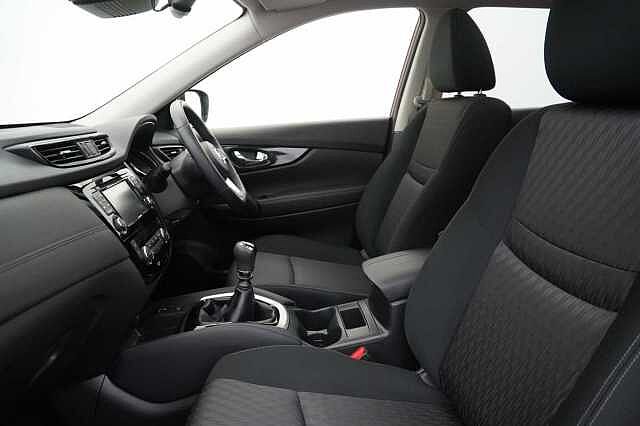 Nissan X-Trail 1.7 dCi 150 2WD Acenta Premium with 5 Seats and Panoramic Sunroof