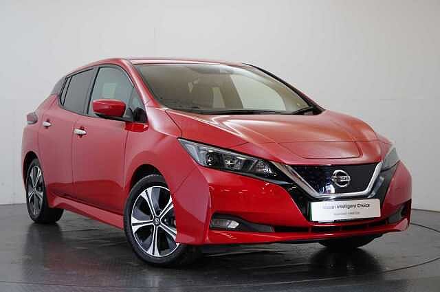 Nissan LEAF 40KW N-Connecta Auto with Sat Nav and 360 View Cameras