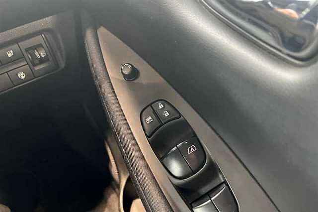 Nissan LEAF 110KW ACENTA 39KWH 5DR AUTO