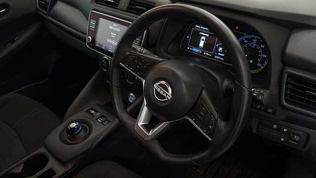 Nissan LEAF 110KW ACENTA 39KWH 5DR AUTO