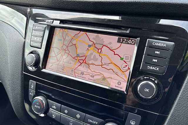 Nissan Qashqai 1.3 DIG-T ACENTA PREMIUM 5DR