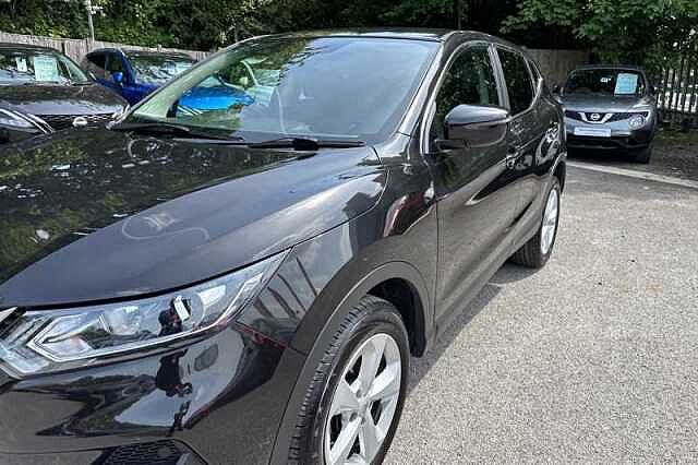 Nissan Qashqai 1.3 DIG-T ACENTA PREMIUM 5DR