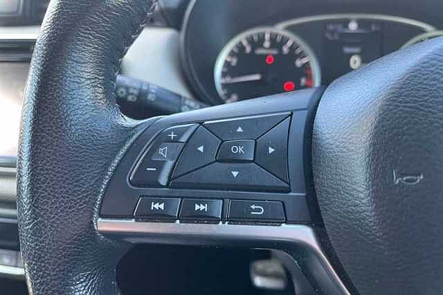 Nissan Micra 0.9 IG-T N-CONNECTA 5DR