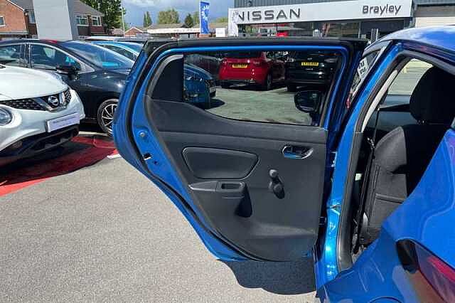 Nissan Micra 0.9 IG-T N-CONNECTA 5DR