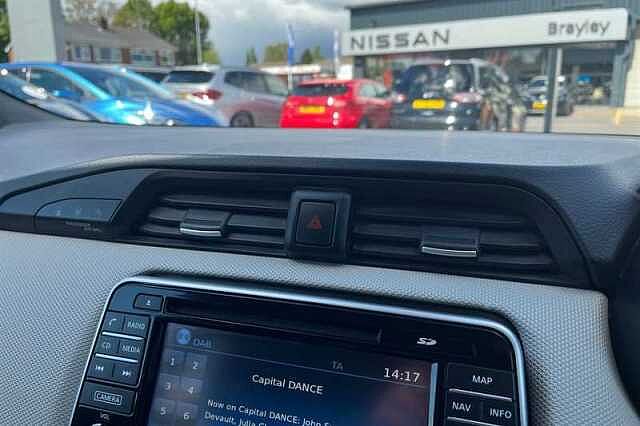 Nissan Micra 0.9 IG-T N-CONNECTA 5DR
