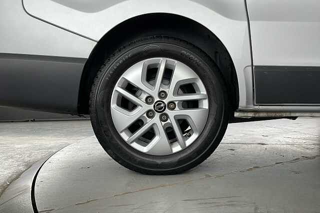 Nissan NV300 1.6 dCi 125ps H1 Tekna Combi Van