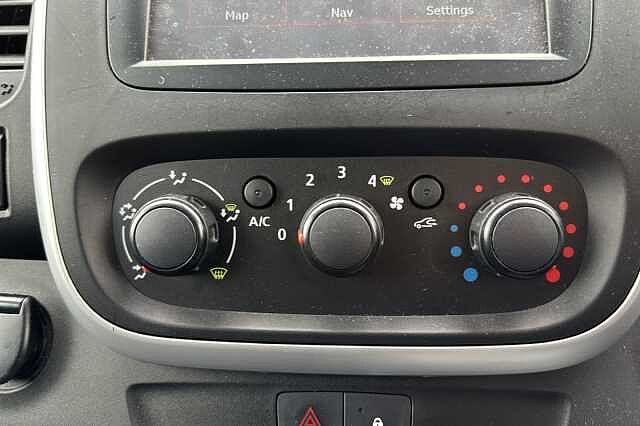 Nissan NV300 1.6 dCi 125ps H1 Tekna Combi Van