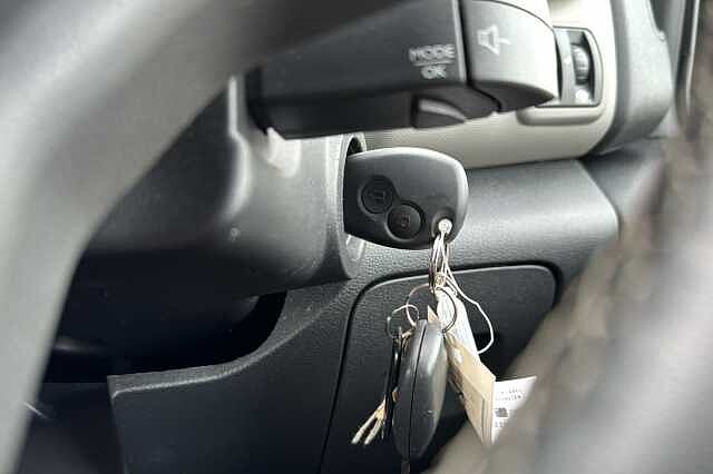 Nissan NV300 1.6 dCi 125ps H1 Tekna Combi Van